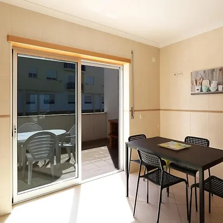 Apartman T2-neville's House D *